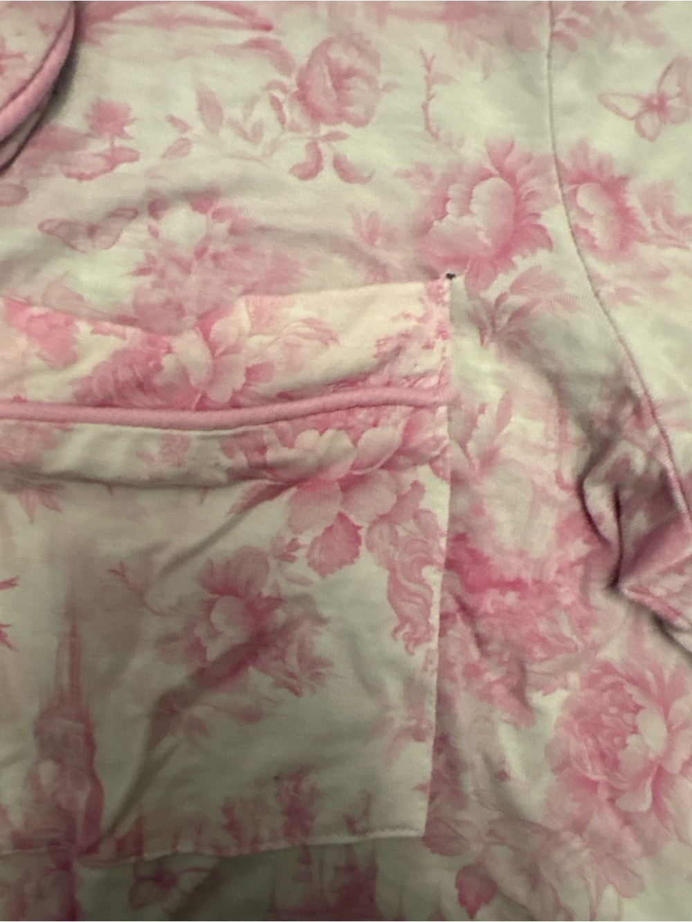 Bums & Roses Pajama Set - Picture 4 of 7